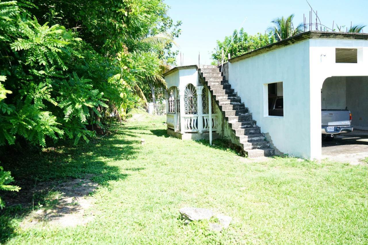 14. House for Sale at Santa Cruz, Saint Elizabeth, Jamaica