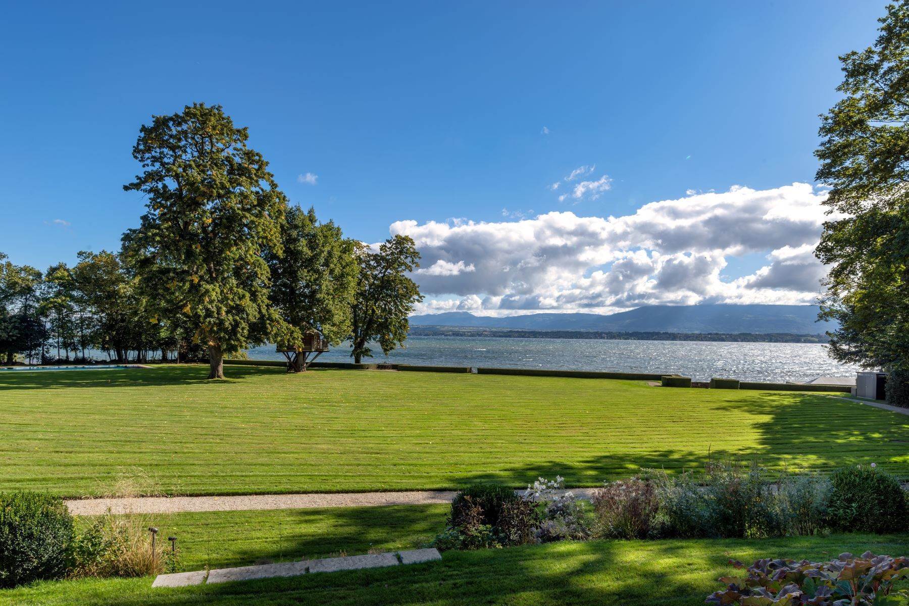 Single Family Homes for Sale at Sumptuous waterfront mansion Mies, Mies, Vaud, 1295 Switzerland
